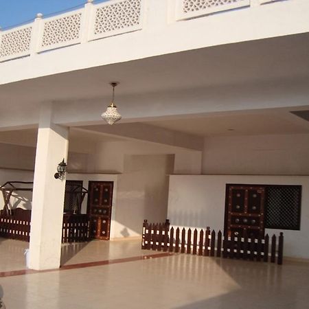 Hotel Dawat Palace Agra  Eksteriør bilde