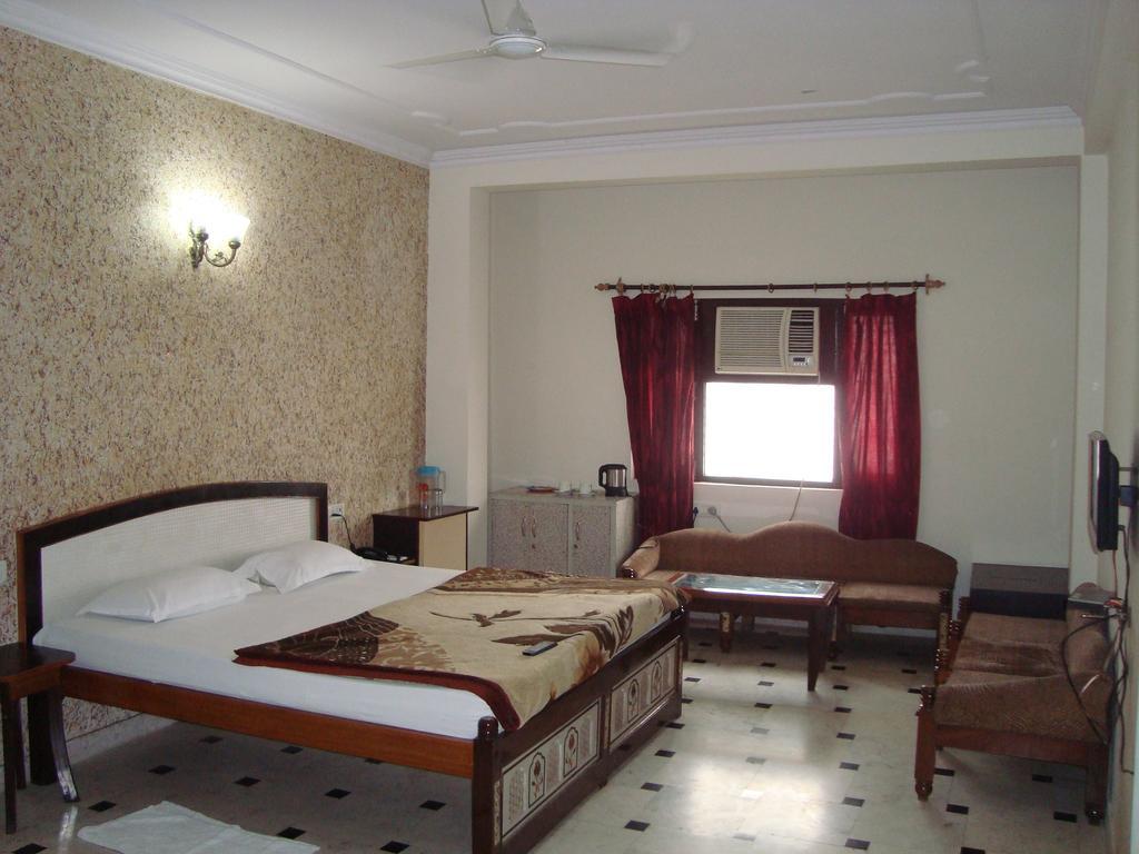 Hotel Dawat Palace Agra  Rom bilde