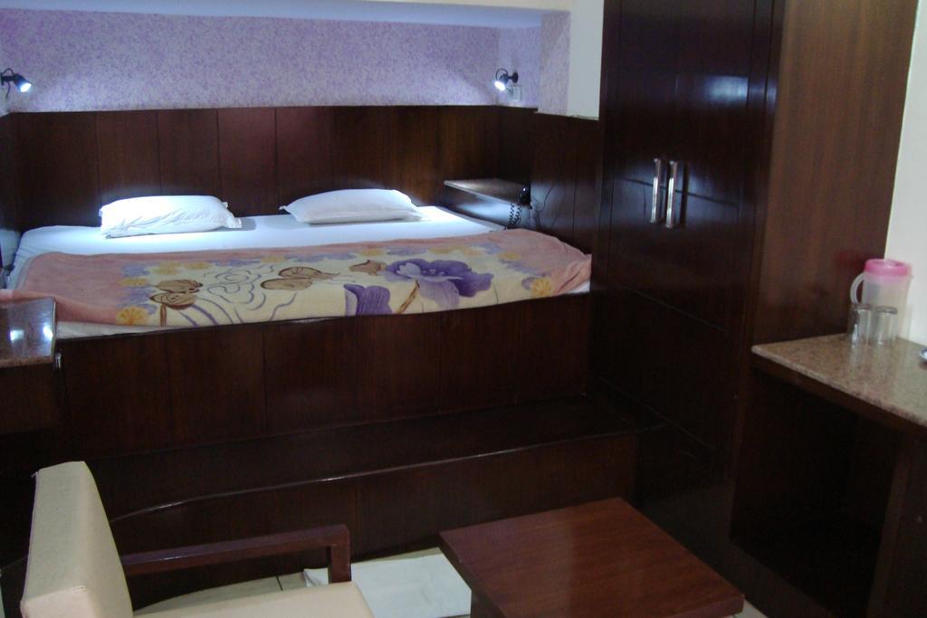 Hotel Dawat Palace Agra  Rom bilde