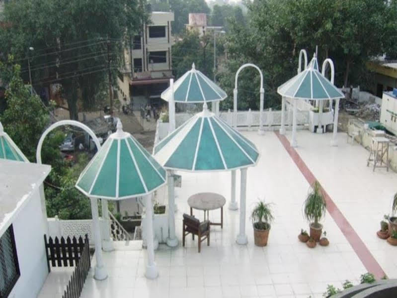Hotel Dawat Palace Agra  Eksteriør bilde